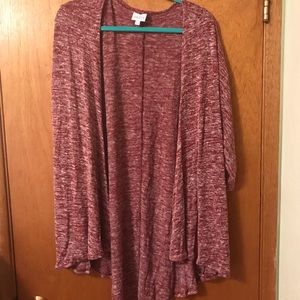 EUC 🍁 Lularoe Lindsay Heathered Red